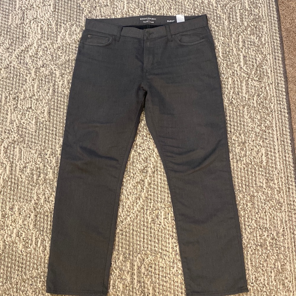 Men’s Banana Republic travel Jean slim fit